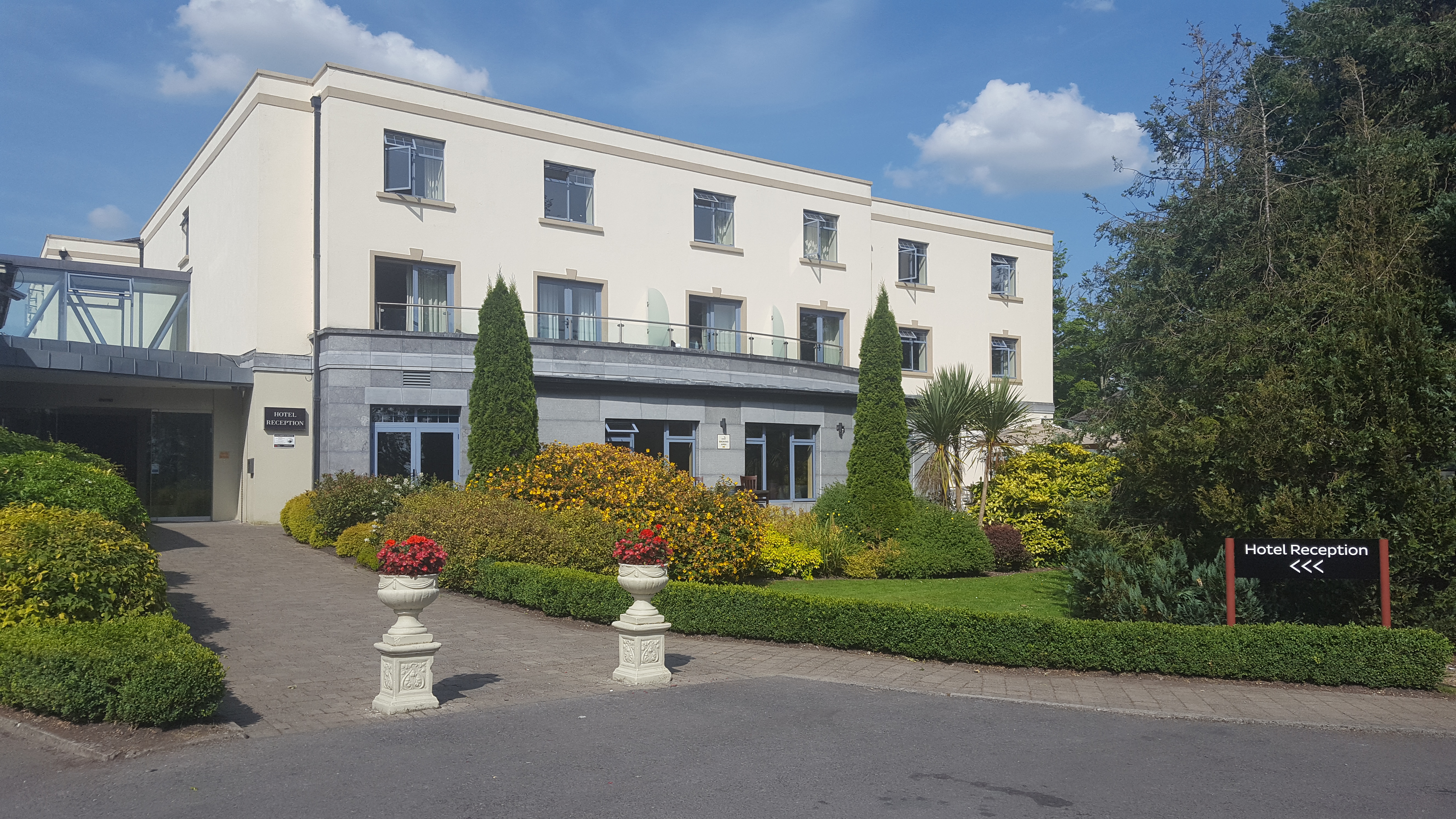 Family Wedding at Shamrock Lodge Hotel